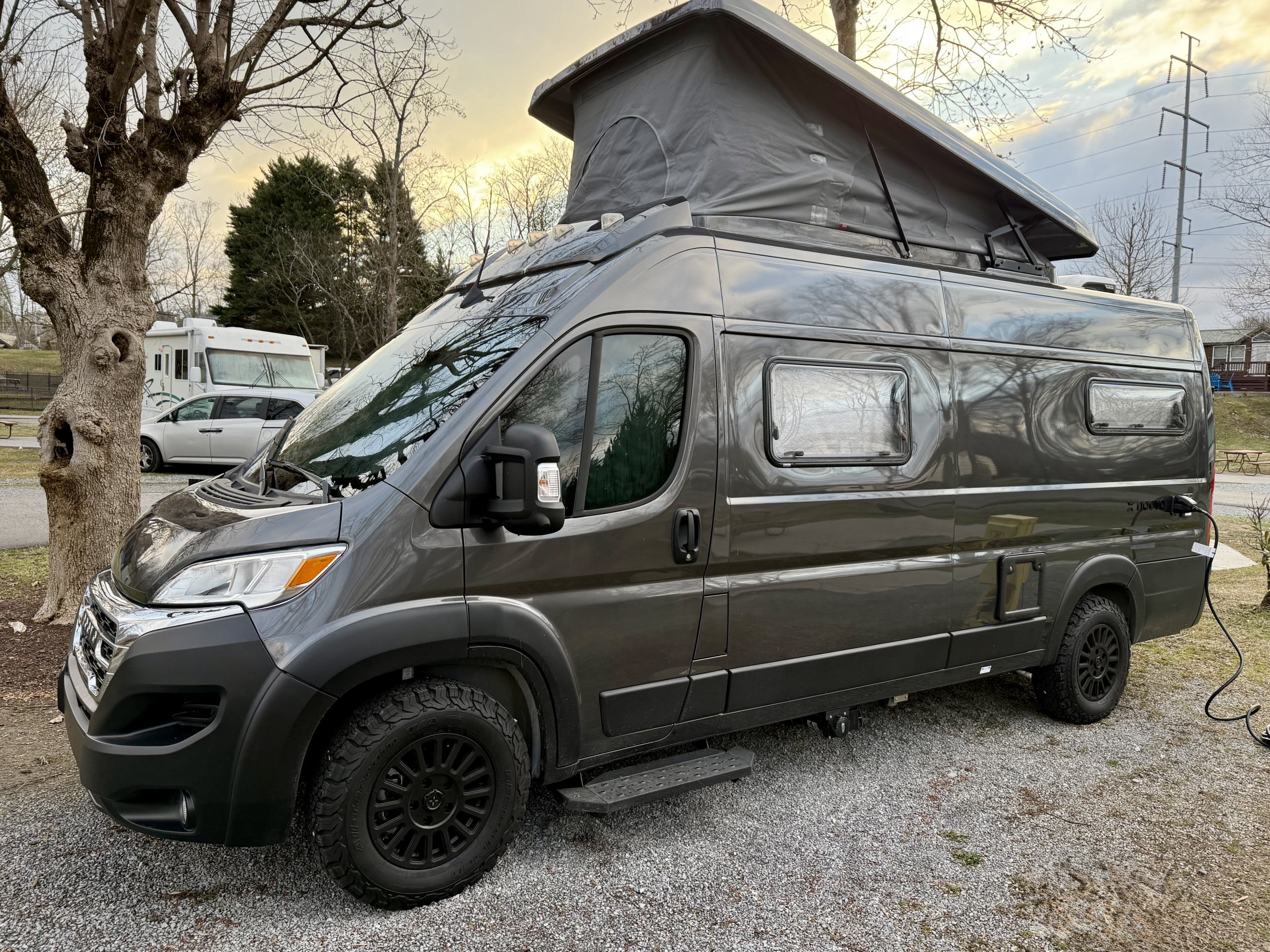Wander Pop Off-Grid Camper Van in Nashville, TN